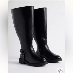 Torrid Moto Flat Knee Boot (WW) Size 7 Extra Wide Calf NWOT